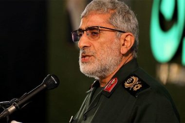 Bütün saldırılardan sağ çıktı: Aranan büyük casus o mu?