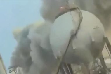 Suudi Arabistan’a İHA saldırısı: Aramco tesisinde yangın çıktı