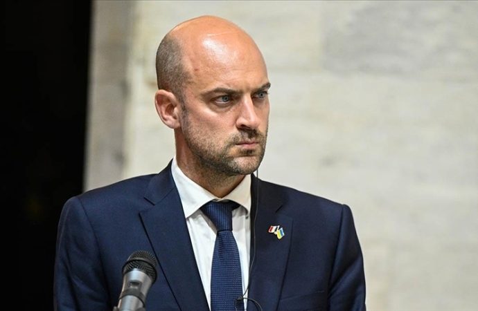 Fransa, ABD ve İsrail’in saldırısına sitem etti: Birleşmiş Milletler’de görüşsek iyiydi