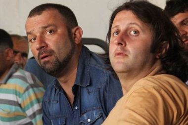 Oyuncu İlker Ayrık ile Şevket Çoruh Dubai’de mahsur kaldı