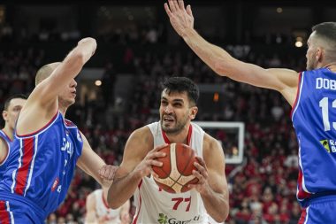 12 Dev Adam sahiden dev gibi