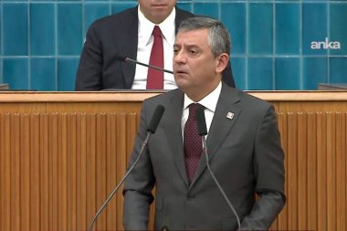 Kurtulmuş’un iftar davetine Özel’den Tanju Özcanlı yanıt: Yine balta çektiler arkadaş