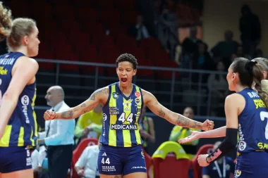 Fenerbahçe Medicana Kupa Voley’de Dörtlü Final’de!