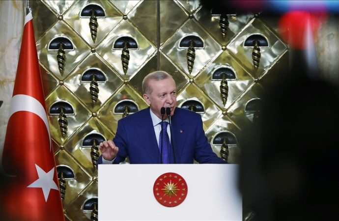 Erdoğan: 86 milyonun tek bir ferdinin kılına zarar gelmemesi için dikkatli olmaya devam edeceğiz