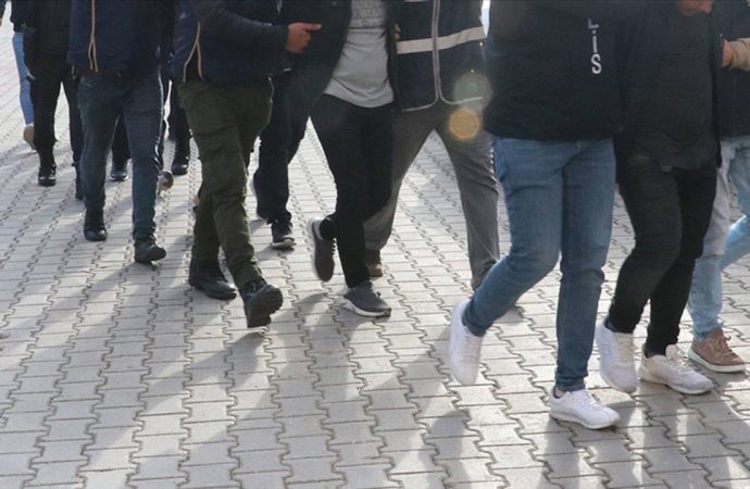 35 ilde 184 IŞİD şüphelisi gözaltına alındı: 22 kişi tutuklandı