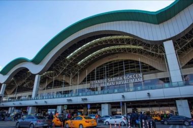 İstanbul’da sis: Uçaklar inemedi, vapur seferleri iptal oldu