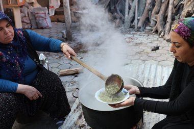 Düğün yemeklerinin vazgeçilmezi: Doğada zehir, sofrada şifa