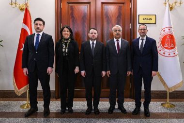 İmralı Heyeti Çiftçi ve Gürlek’le kayyımı görüştü, ama Mardin yine kayyımda kaldı