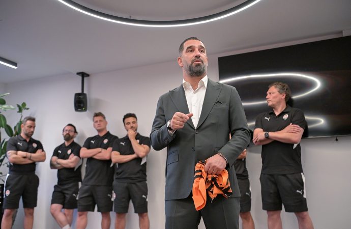 İddia: Arda Turan o takımın başına geçiyor, adaşına rakip olacak