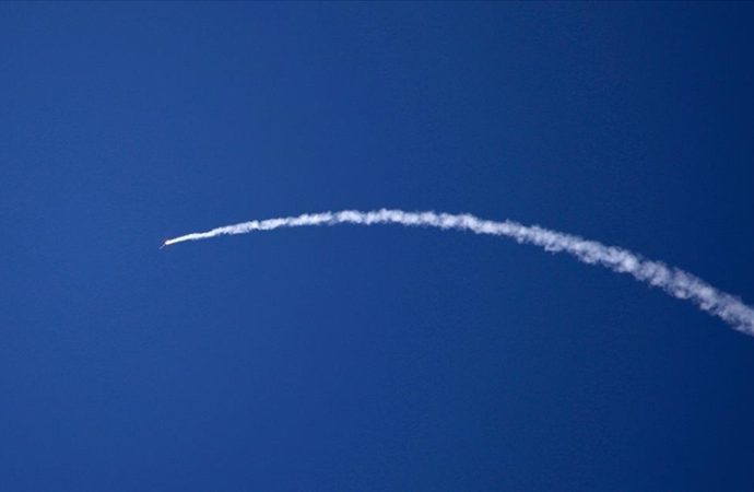 İngiltere Savunma Bakanlığı, Kıbrıs’taki üssü vuran dronun İran’dan kalkmadığını açıkladı