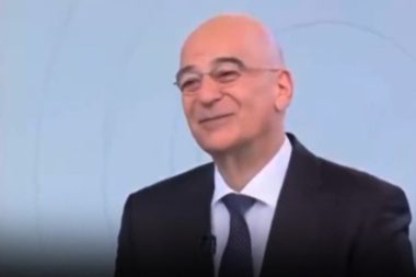 Yunan bakanın umudu: ‘Belki Türk askeri Kıbrıs’tan çekilir’