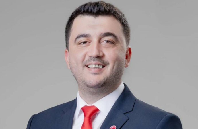 CHP ilçe başkanına bıçaklı saldırı: Dört kişi gözaltına alındı