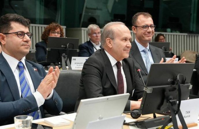 Ekrem İmamoğlu’na Paweł Adamowicz Ödülü verildi