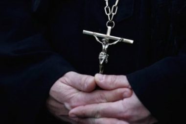 Kilise kabul etti: ABD’de 75 rahip çocukları onlarca yıl istismar etti