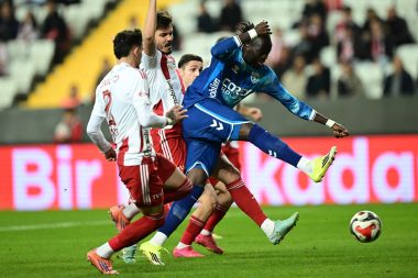 Samsunspor grup lideri olarak çeyrek finalde