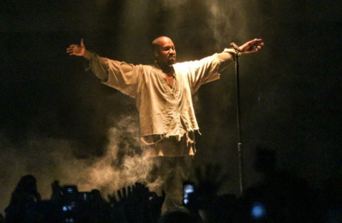 Kanye West, İstanbul’a geliyor
