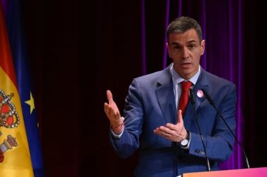 Pedro Sanchez: Mesele İran rejiminden yana olup olmamak değil, uluslararası hukuka bağlı olup olmamak