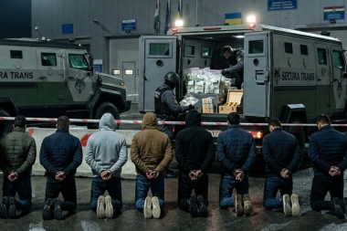 Bir Avrupa ülkesi ötekinin zırhlı araç ve milyonlarca avrosuna el koydu