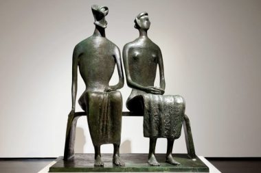 ‘Kral ve kraliçe’ heykeli 26,3 milyon sterline satıldı