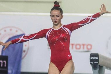 Sevgi Seda Kayışoğlu cimnastikte bronzu kaptı
