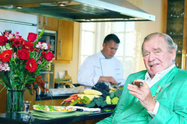 Milyarder olmanın yaşı yok: 78 yaşında girişimci oldu 84 yaşında milyarder!