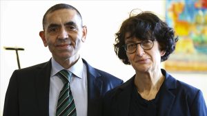 Uğur Şahin ve Özlem Türeci BioNTech yönetiminden ayrılıyor