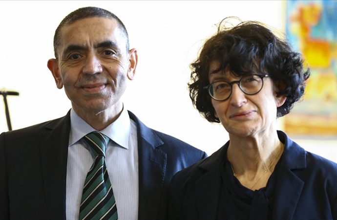 Uğur Şahin ve Özlem Türeci BioNTech yönetiminden ayrılıyor