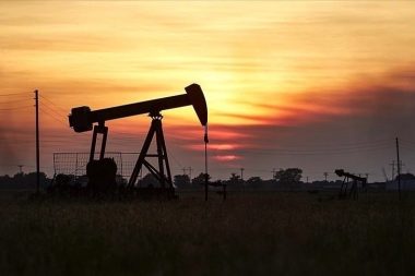 İngiltere piyasaya 13.5 milyon varil rezerv petrol sürecek