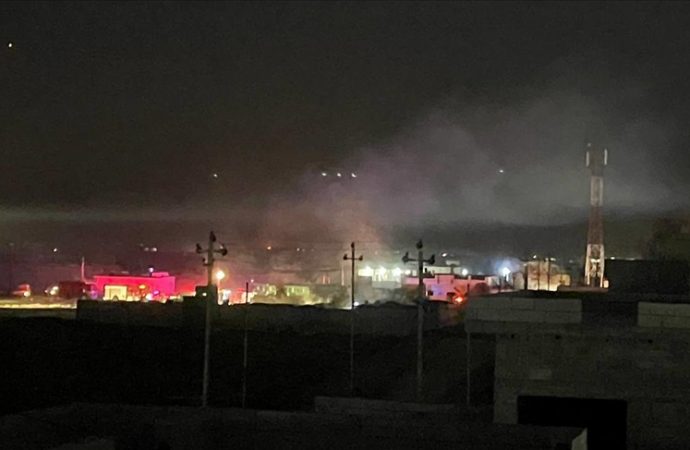 Beklenen oldu: Irak’ın Suriye sınırında Haşdi Şabi karargahı vuruldu,onlarca ölü ve yaralı var