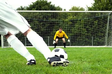 Takım maç için 113 km yol gelecek, penaltı atıp dönecek