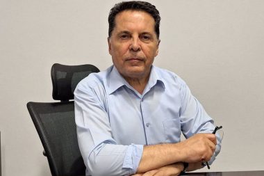 Ahmet Özer kayyıma açtığı davayı kazandı