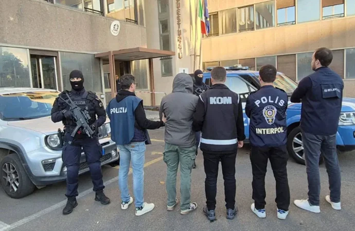 Barış Boyun davası: Tahliye edilen 11 sanık hakkında yakalama kararı