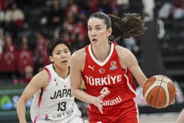 Potanın Perileri, Japonya’yı devirdi!