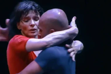 Juliette Binoche ilk filmi ‘In-I In Motion’ ile Selanik Belgesel Festivali’nde: ‘Yeni yolculuklar cesaret gerektirir’