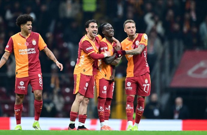 Galatasaray, zirvede puan farkını 7’ye çıkardı