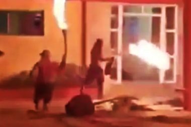 Küba’da elektrik ‘isyan’ı: Komünist Parti ofisi yakıldı