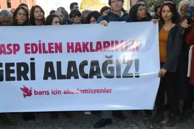 Barış Akademisyenleri’nin iadesine kapı aralandı