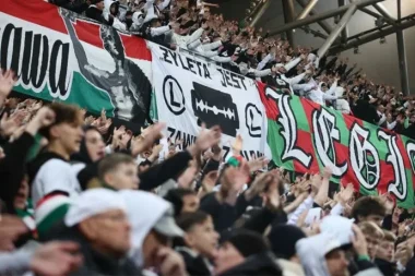 Ligin 18 takımı birden hem şampiyonluk hem küme düşme hattında