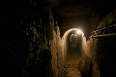 Kalenin altında nükleer sığınak bulundu: Yıllar önce mühürlenmiş