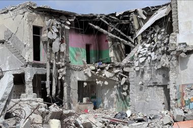 DSÖ direktörü hatırlattı: Adını doğru koyalım, hastane veya okul bombalamak savaş suçudur