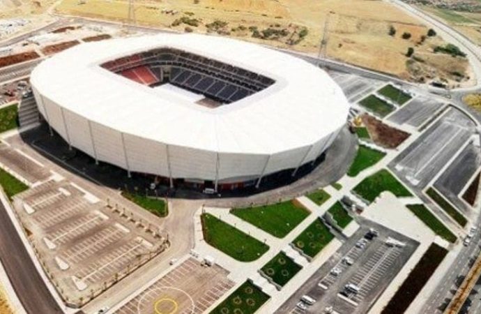 İki takım da çekilince hükmen galip gelen de olmadı