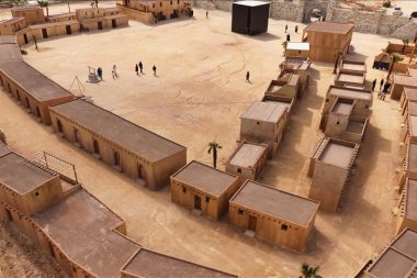 Mekke ve Kabe platosu: Film için kuruldu, kalıcı tema parkına doğru gidiyor