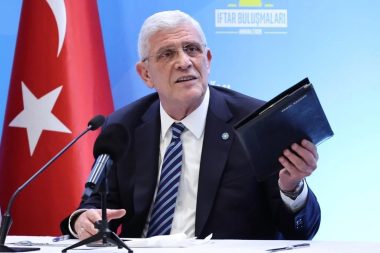Dervişoğlu: Masaya oturacağım tek konu parlamenter sisteme dönüş