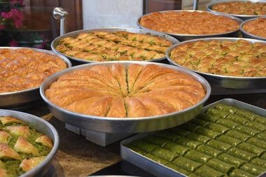 TMSF yönetimindeydi: Türkiye’nin ünlü baklavacısı satışa çıkarıldı