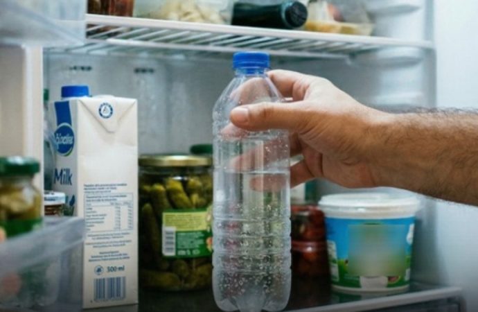 Feci ölüm: Kana kana içtiği su değil asit çıktı!