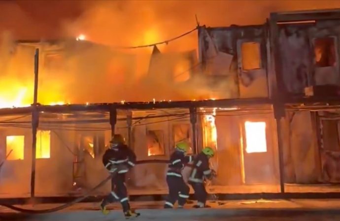 Afganistan: Pakistan hastaneye saldırdı, 400 kişi öldü