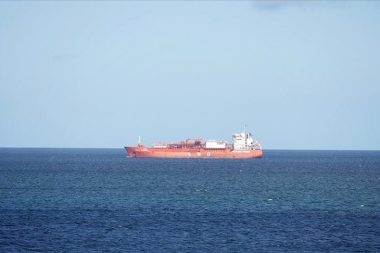 Hürmüz Boğazı’ndan son 3 günde 15 gemi geçti