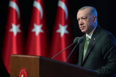 Erdoğan: Çanakkale inancın ve vatan sevgisinin eşsiz destandır
