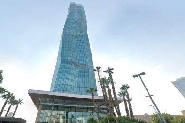 Milyar dolarlık miras kavgası 116 yıllık dev holdingi iflasa sürükledi