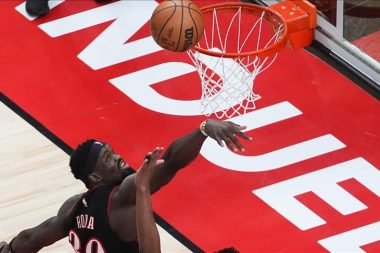 Adem Bonalı Philadelphia 76ers deplasmanda Denver Nuggets’a yenildi